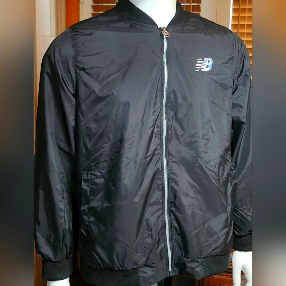 New Balance Light Bomber Style Black Jacket Full Zipper Front In Women's Sz 1X